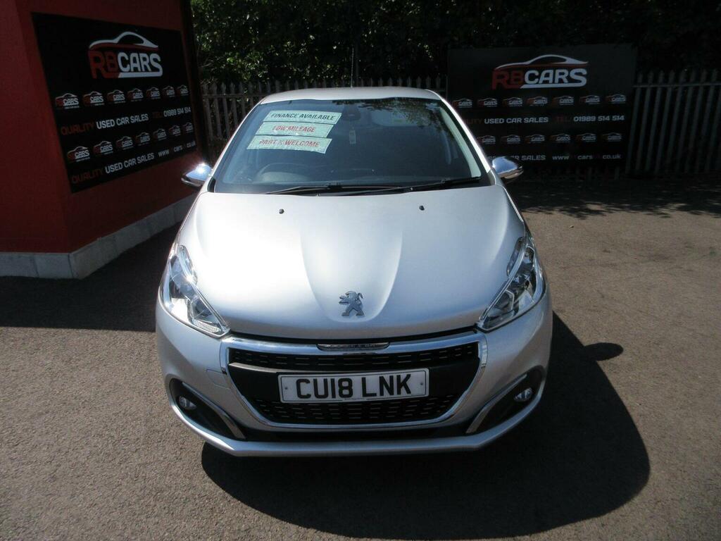 Peugeot 208 Hatchback 1.2 Puretech Allure Euro 6 Ss 20 Silver #2