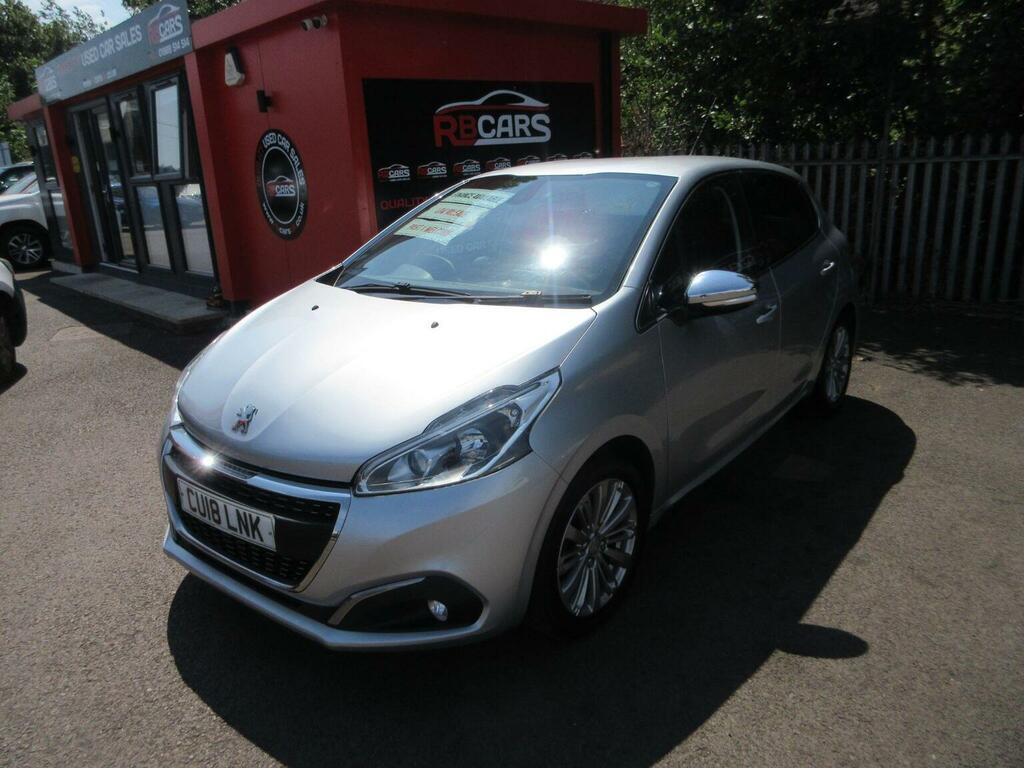 Peugeot 208 Hatchback 1.2 Puretech Allure Euro 6 Ss 20 Silver #3