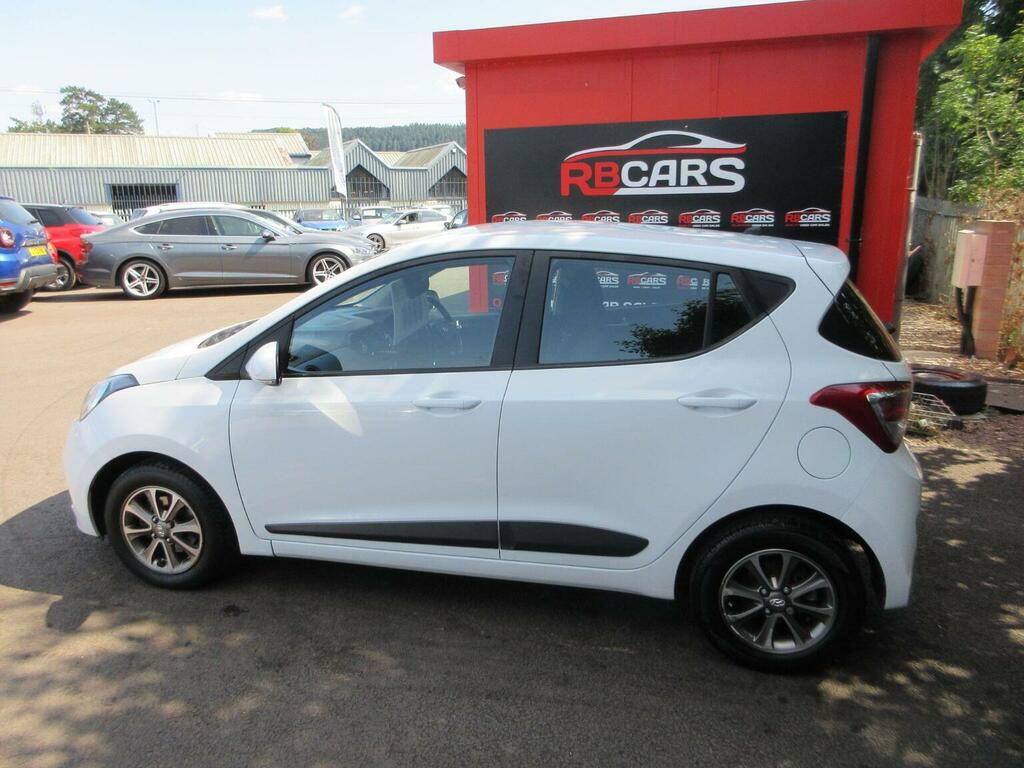 Hyundai I10 Hatchback 1.2 Premium Euro 5 201515 White #4