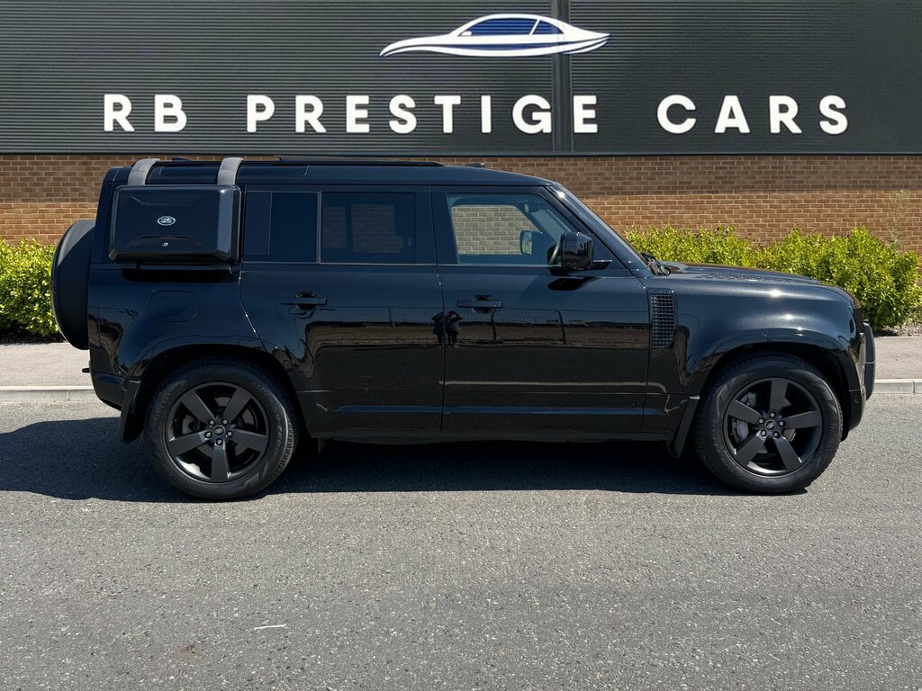 Land Rover Defender 110 3.0 D300 Mhev X-dynamic Hse Suv 4W Black #3