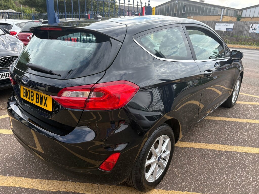 Ford Fiesta 1.1 Ti-vct Zetec Hatchback - Reserved - Black #5