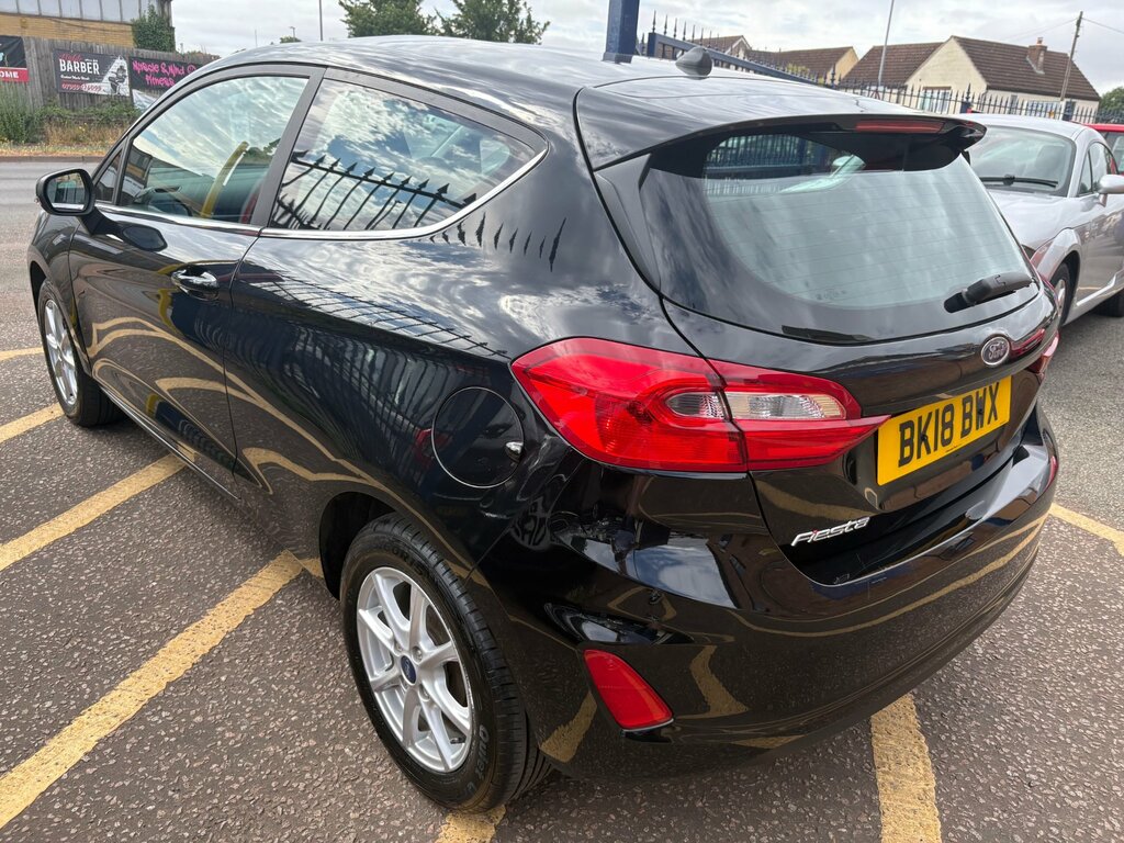 Ford Fiesta 1.1 Ti-vct Zetec Hatchback - Reserved - Black #3