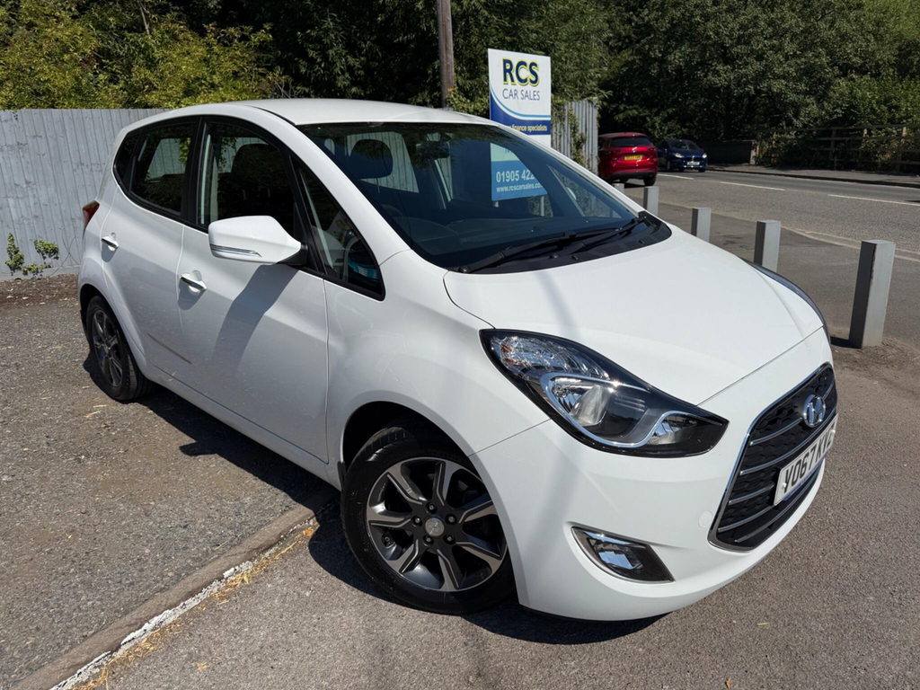 Hyundai Ix20 1.4 Blue Drive Se Euro 6 Ss White
