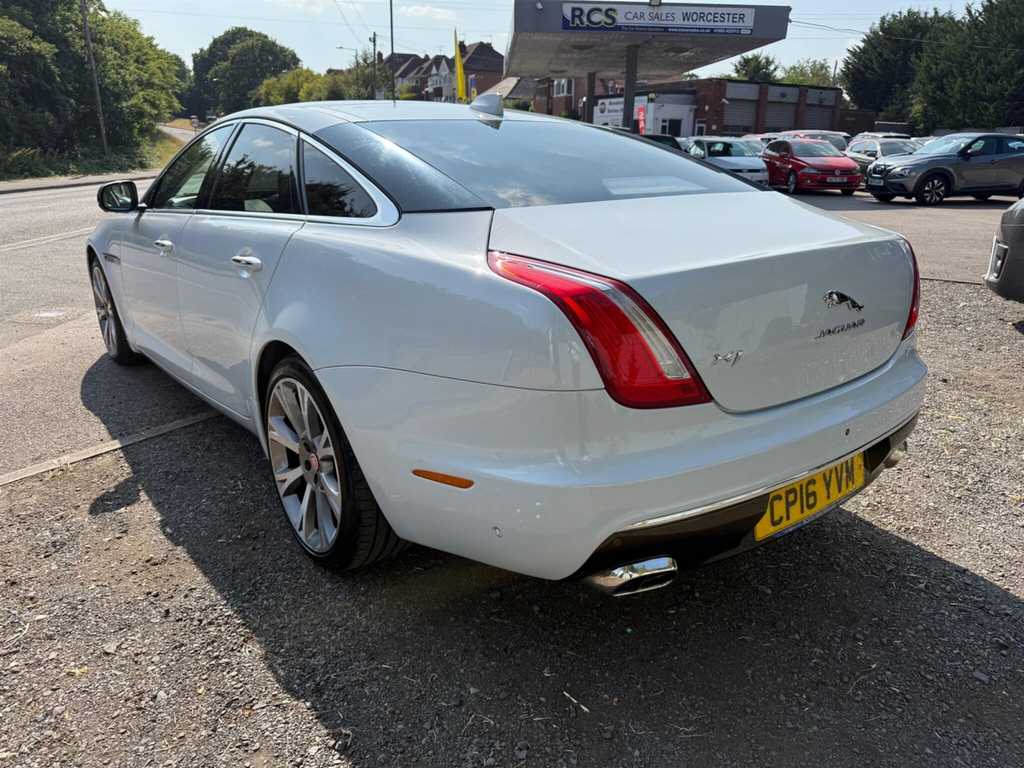 Jaguar XJ 3.0D V6 Portfolio Euro 6 Ss White #5
