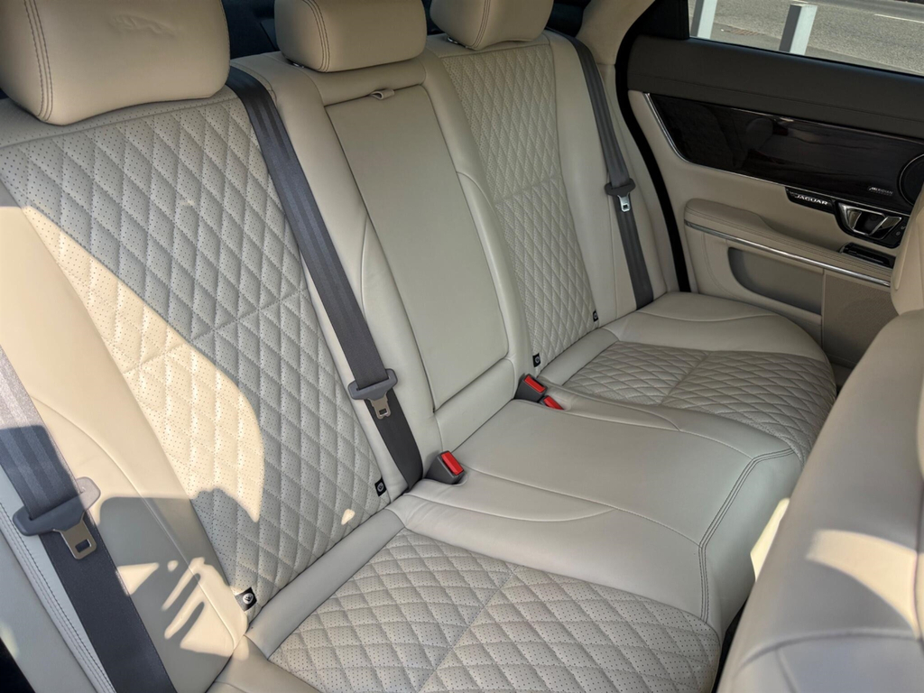 Jaguar XJ D V6 Portfolio Blue #12