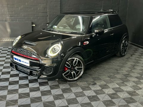 Mini Hatch 2.0 John Cooper YK70DMT Black #2