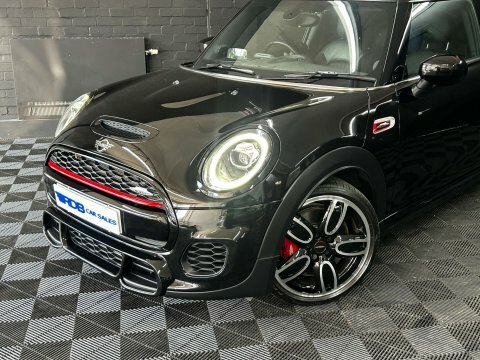Mini Hatch 2.0 John Cooper YK70DMT Black #4