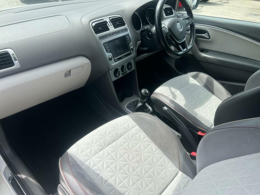 Volkswagen Polo 1.0 Bluemotion Tech S Black #5