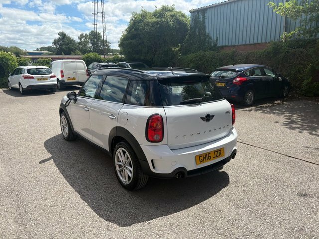 Mini Countryman Suv GH16JZR White #3