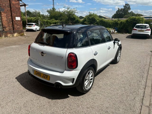 Mini Countryman Suv GH16JZR White #2