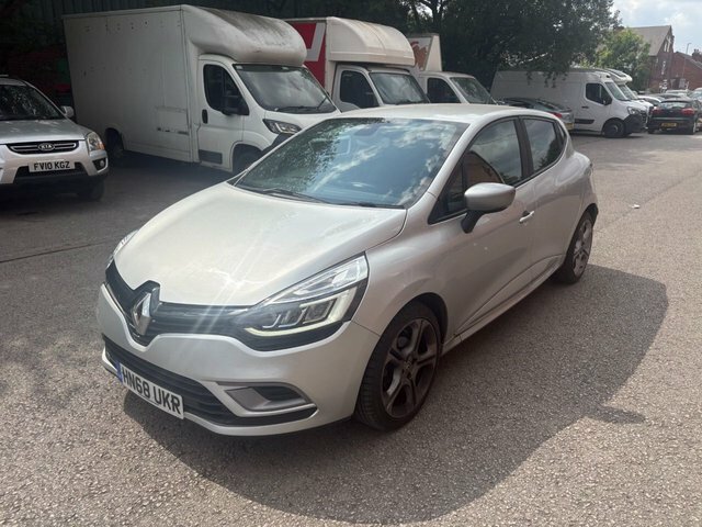 Renault Clio Hatchback HN68UKR Silver #2