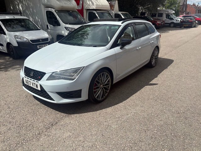 Seat Leon Seat Sport Tourer 1.4 Ecotsi 150 Fr Technology White #8