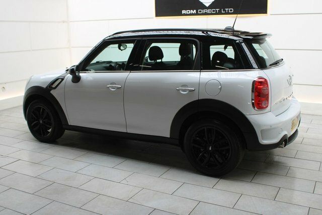 Mini Countryman Suv White #5