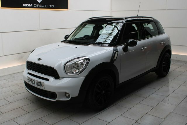 Mini Countryman Suv White #2