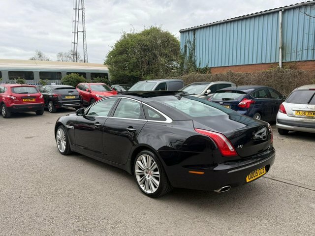 Jaguar XJ Saloon Black #3