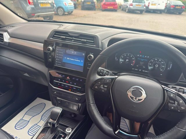 SsangYong Tivoli Ultimate Auto Black #7