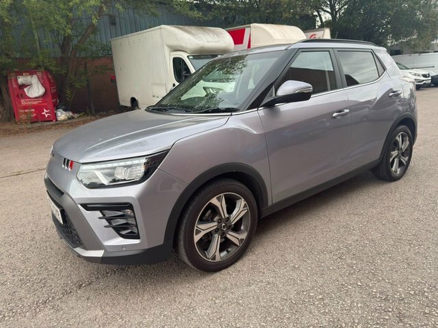 SsangYong Tivoli Suv Silver #4
