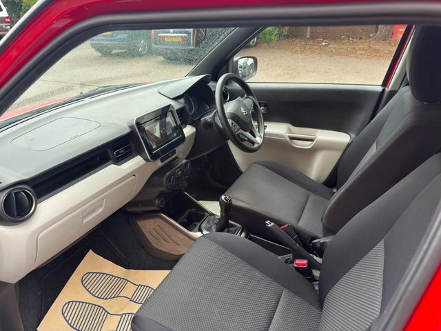 Suzuki Ignis Hatchback Red #6