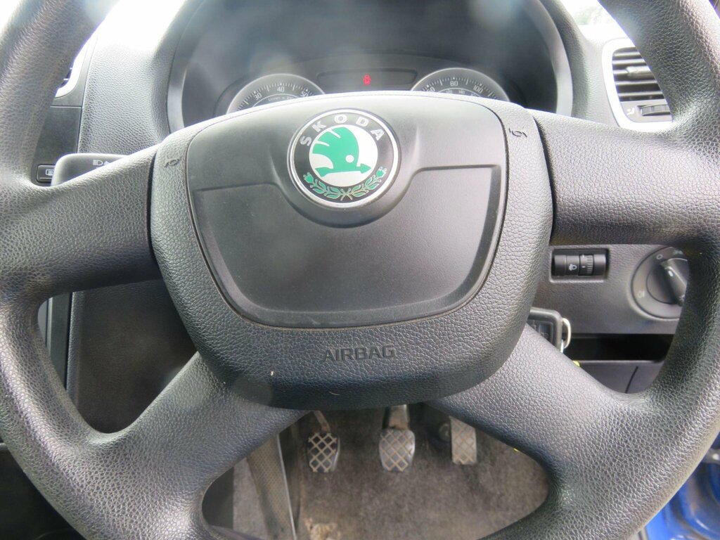 Skoda Fabia Estate 1.9 Tdi Pure Drive Scout 200959 Green #21