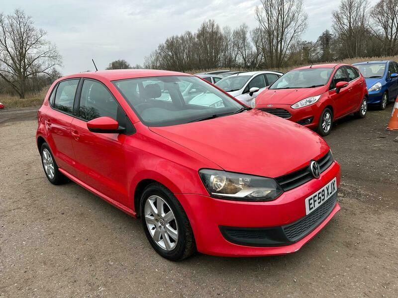 Volkswagen Polo 1.6 Tdi Se Euro 5 Red