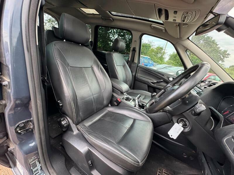 Ford Galaxy  Black #13