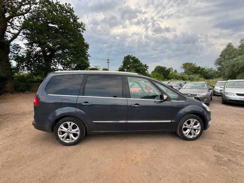 Ford Galaxy  Black #8