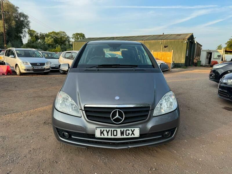 Mercedes-Benz A Class Classic Se Grey #2
