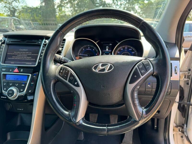 Hyundai I30 1.4L Active White #12