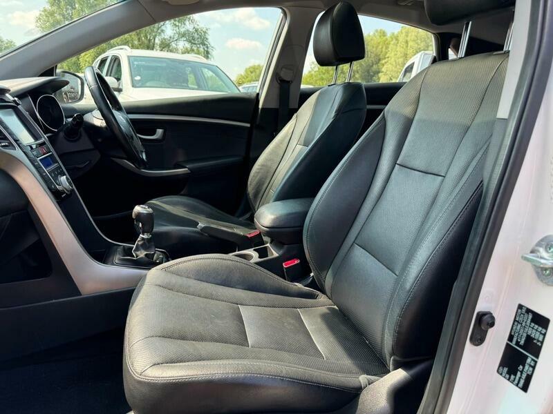 Hyundai I30 1.4L Active White #18