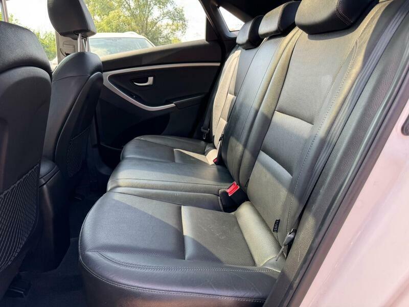Hyundai I30 1.4L Active White #15