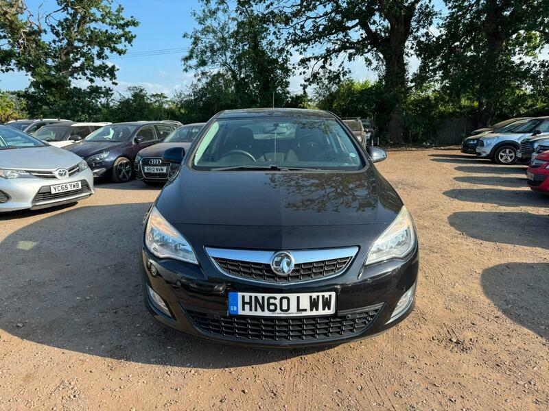 Vauxhall Astra 1.6 Exclusiv 113 Bhp Grey #2