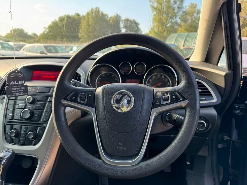 Vauxhall Astra 1.6 Exclusiv 113 Bhp Grey #11