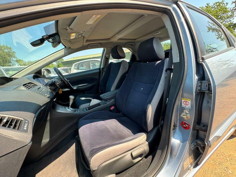 Honda Civic Hatchback Silver #17