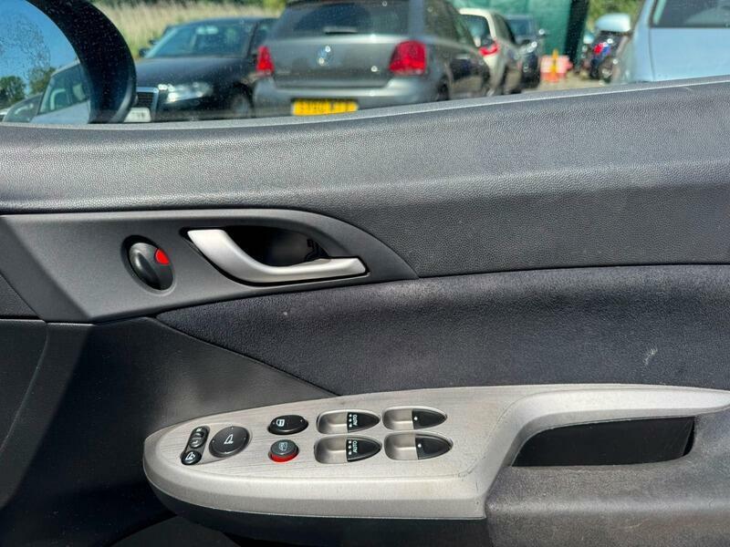 Honda Civic Hatchback Silver #14