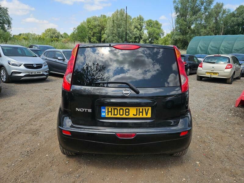 Nissan Note Tekna Black #6