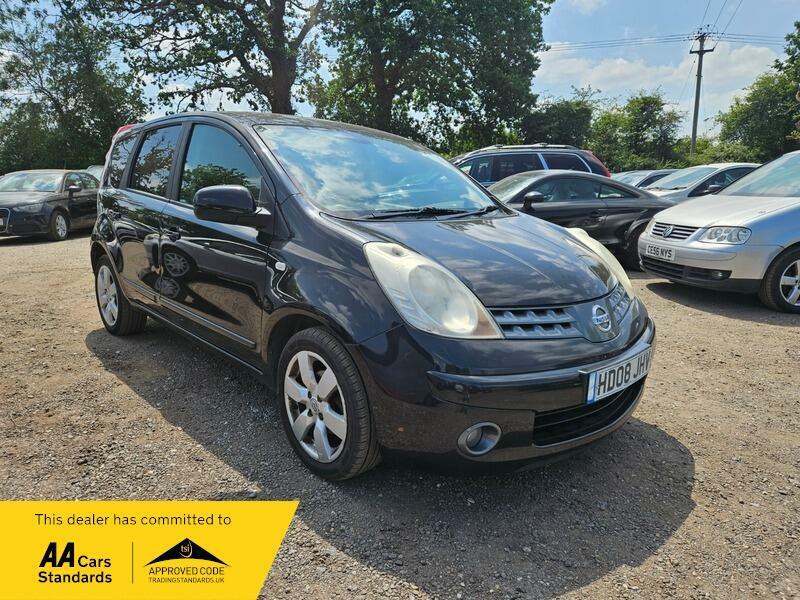 Nissan Note Tekna Black