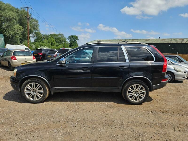 Volvo XC90 Executive Black #4