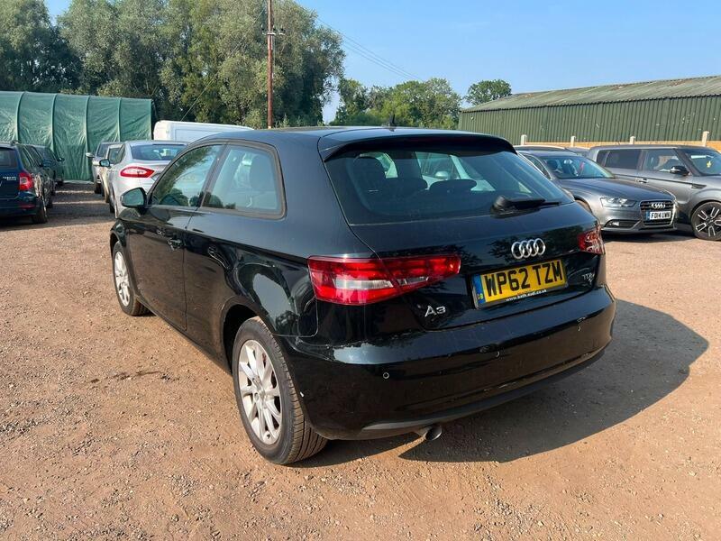 Audi A3 Se Black #5