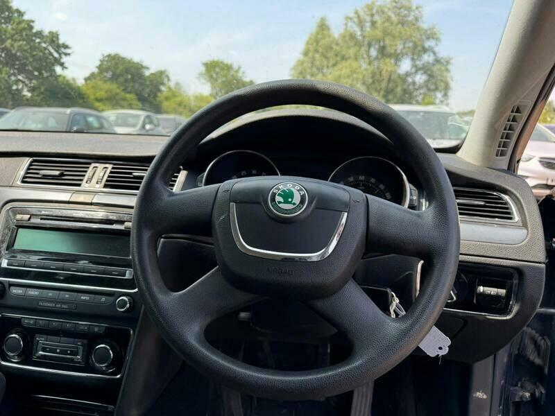 Skoda Superb Elegance Tdi Cr Dsg Blue #16