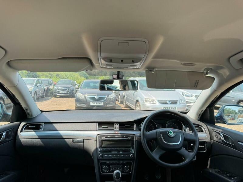 Skoda Superb Elegance Tdi Cr Dsg Blue #19