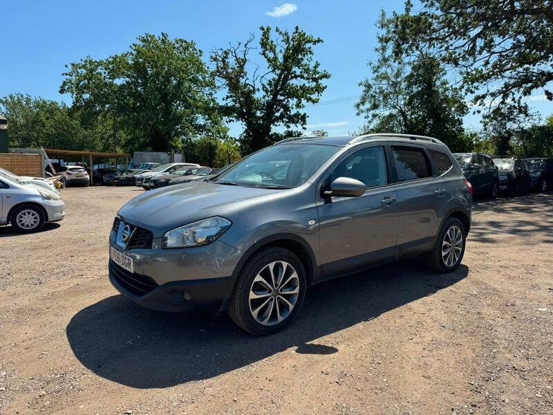 Nissan Qashqai+2 Tekna Grey #3