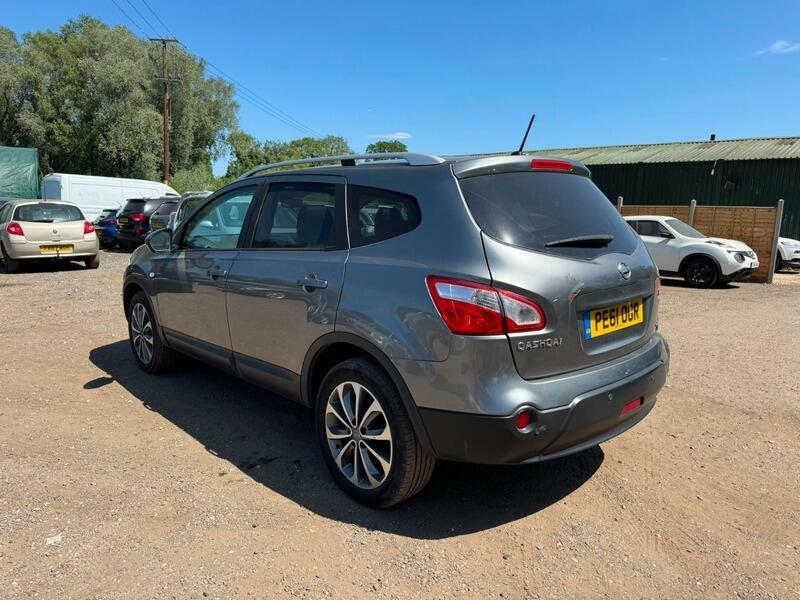 Nissan Qashqai+2 Tekna Grey #5