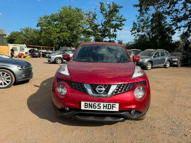 Nissan Juke Acenta Premium Red #2