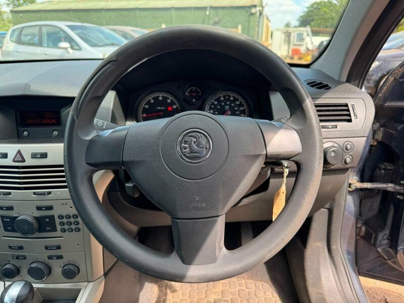 Vauxhall Astra 1.6I 16V Sxi Easytronic Silver #11