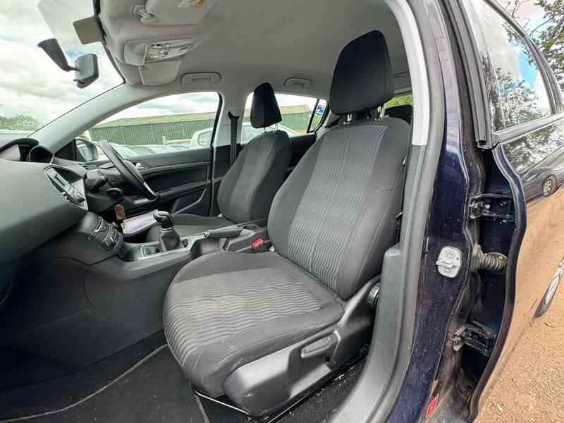 Peugeot 308 Hdi Access Silver #19