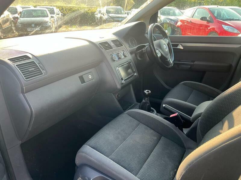 Volkswagen Touran S Tdi Bluemotion Technology Black #10