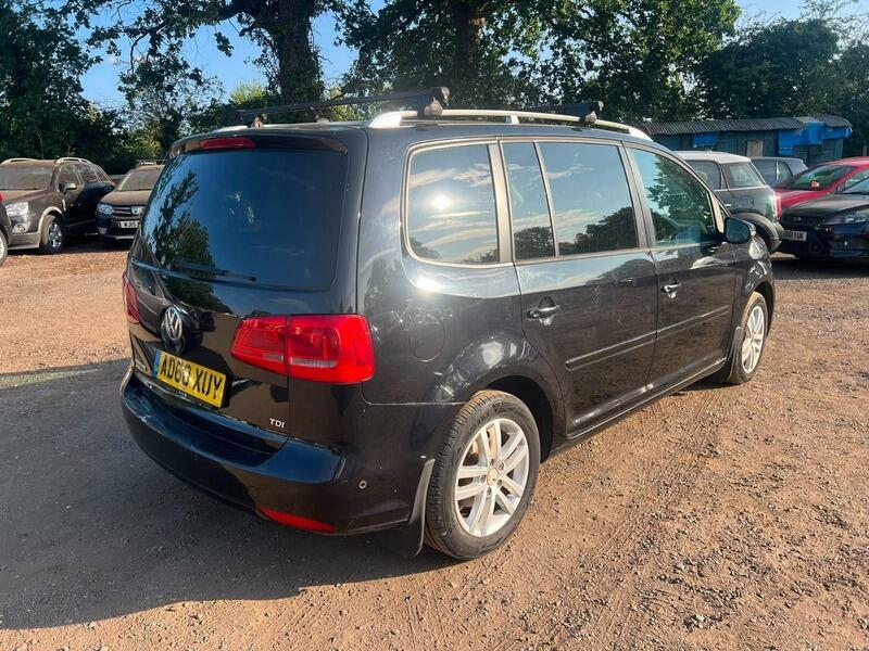 Volkswagen Touran S Black #5