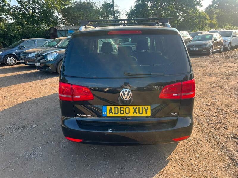 Volkswagen Touran S Black #4