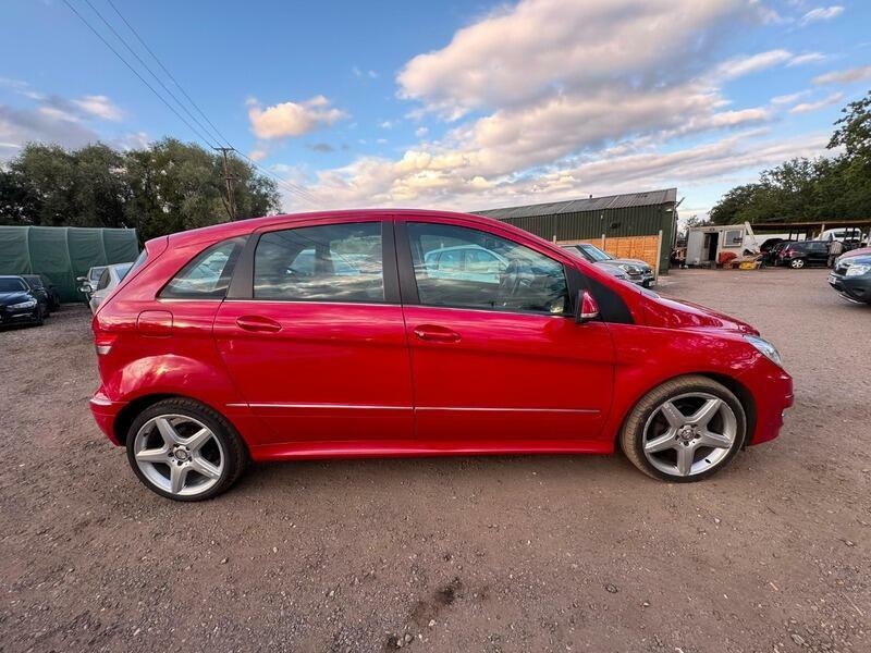 Mercedes-Benz B Class B160 Sport Cvt Black #8
