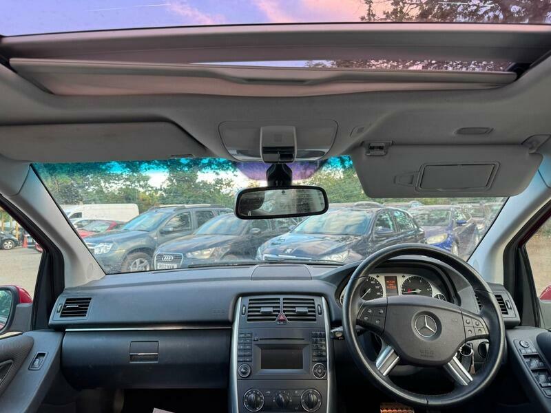 Mercedes-Benz B Class B160 Sport Cvt Black #16